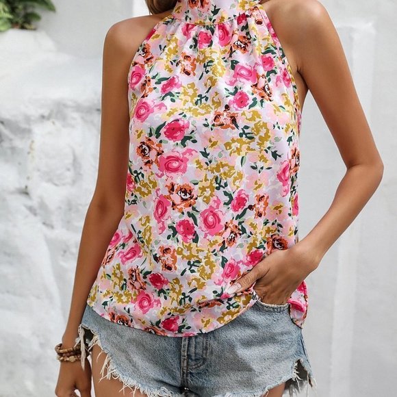 Floral Keyhole Back Halter Neck Blouse - Picture 4 of 5